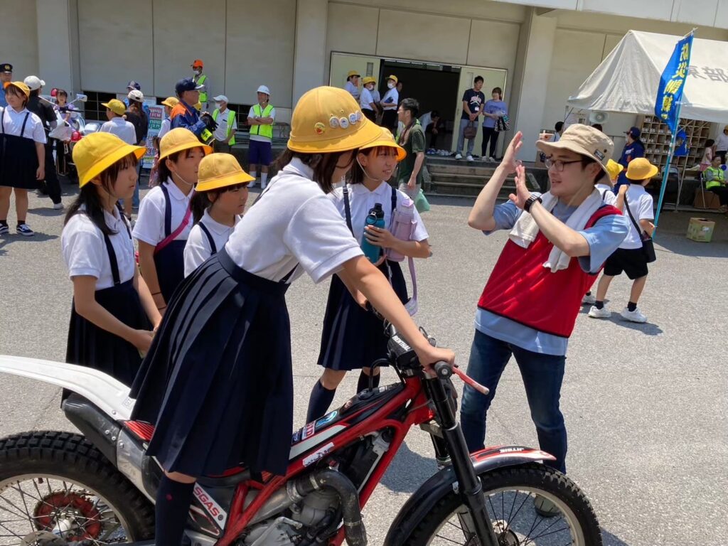 坂出東部小学校での防災フェスタの様子