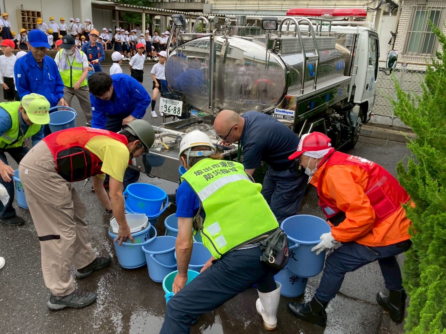 坂出東部小学校での防災フェスタの様子